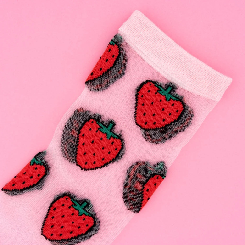 Coucou Suzette - Strawberry sheer socks