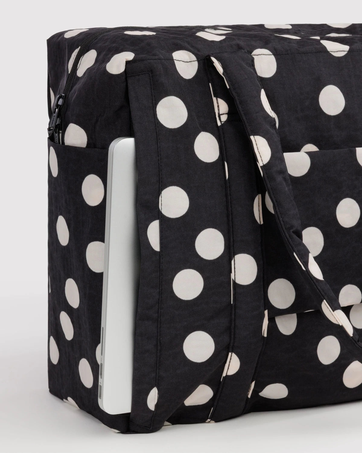 Baggu Cloud Carry-On - Black And Cream Polka Dot