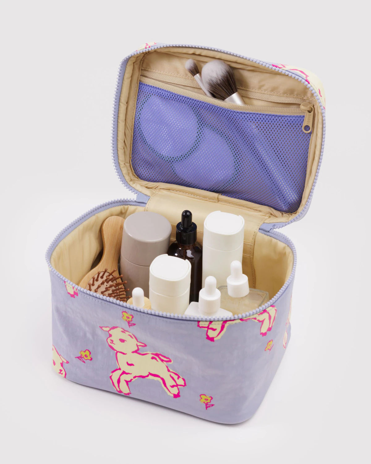 Baggu Large Cosmetic Case - Lambs
