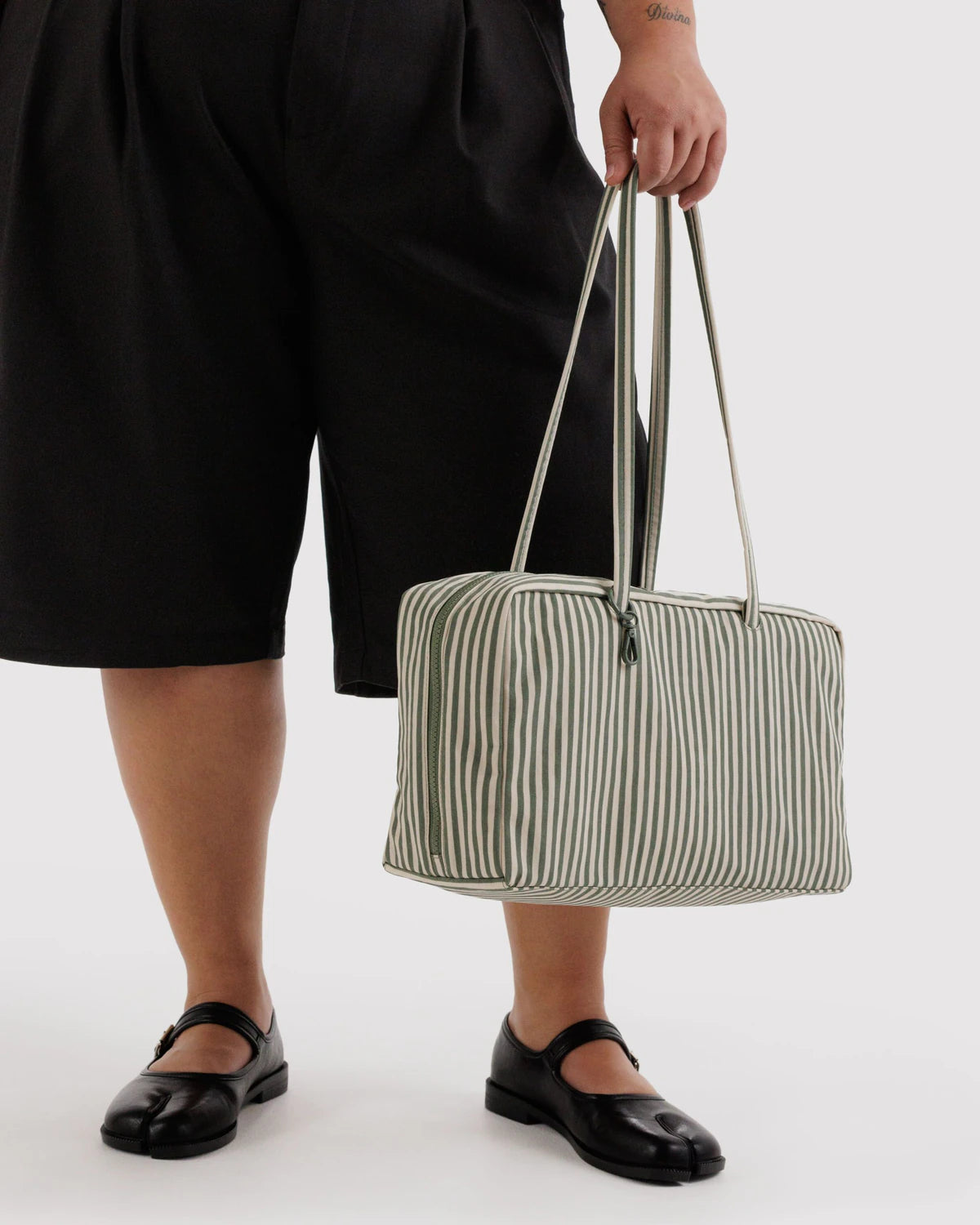 Baggu Medium Nylon Bowler Bag - Sage Green
