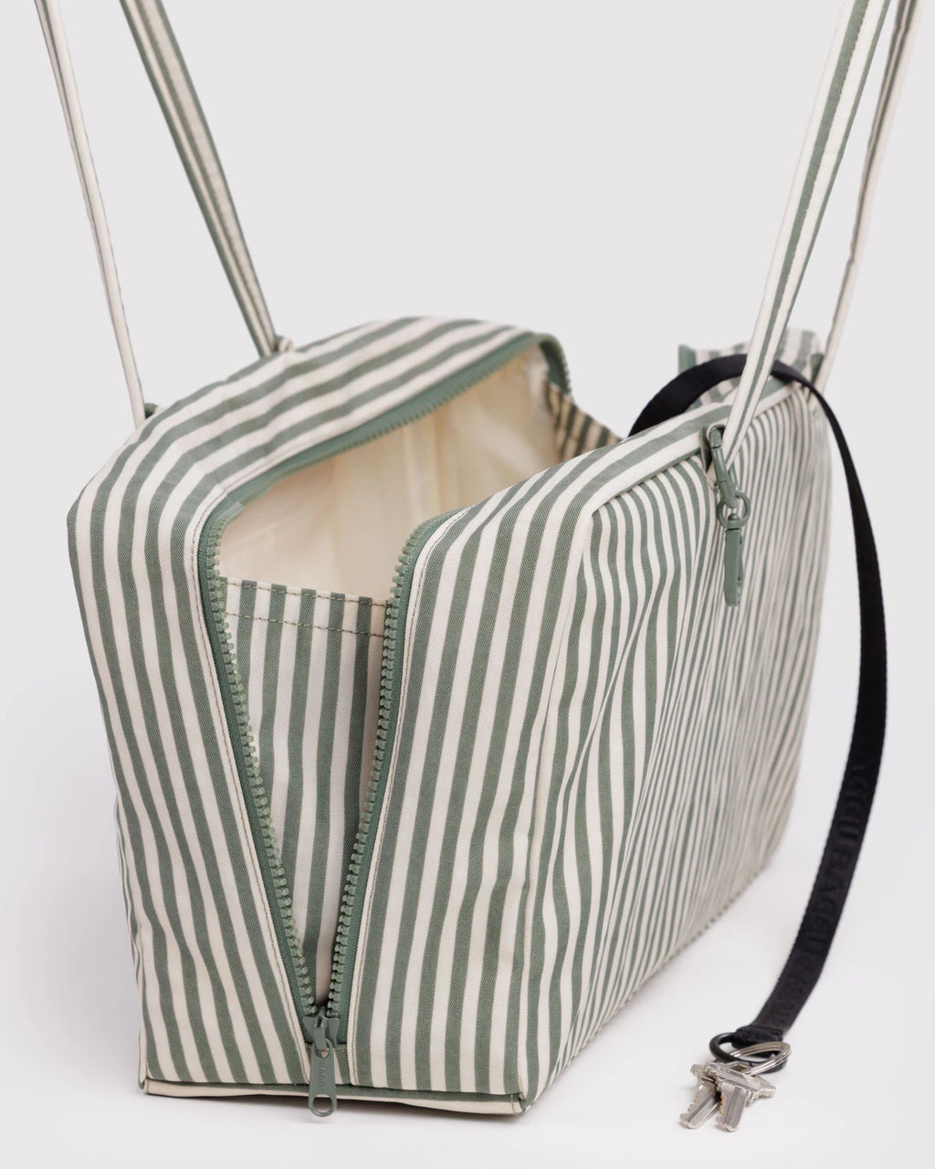 Baggu Medium Nylon Bowler Bag - Sage Green
