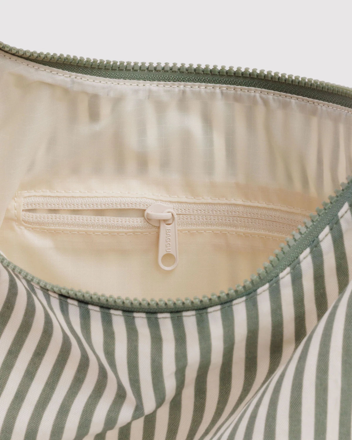 Baggu - Nylon Shoulder Bag Sage Green