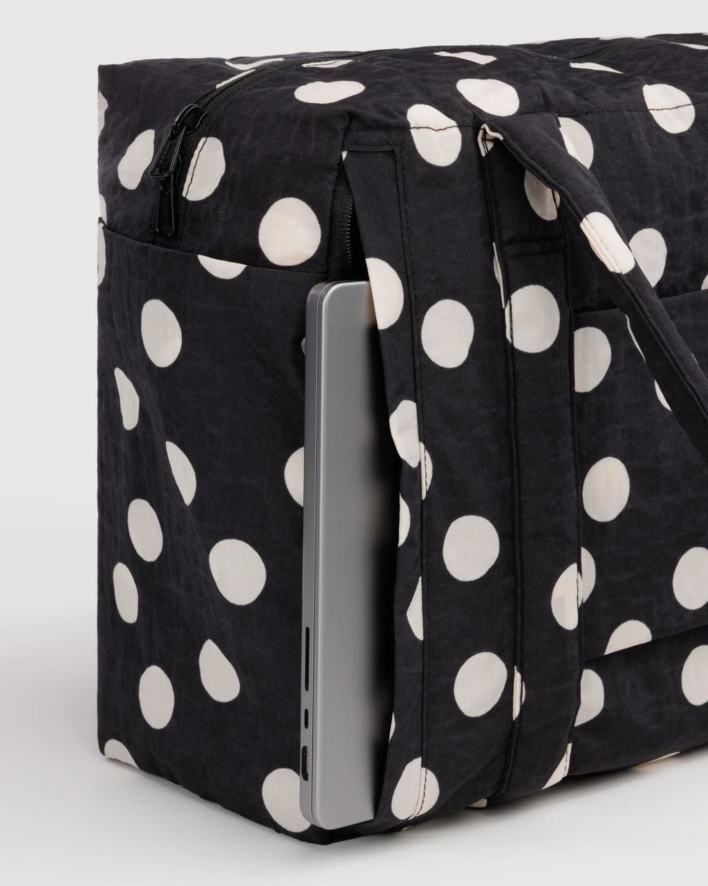 Baggu Small Cloud Carry-On - Black And Cream Polka Dot