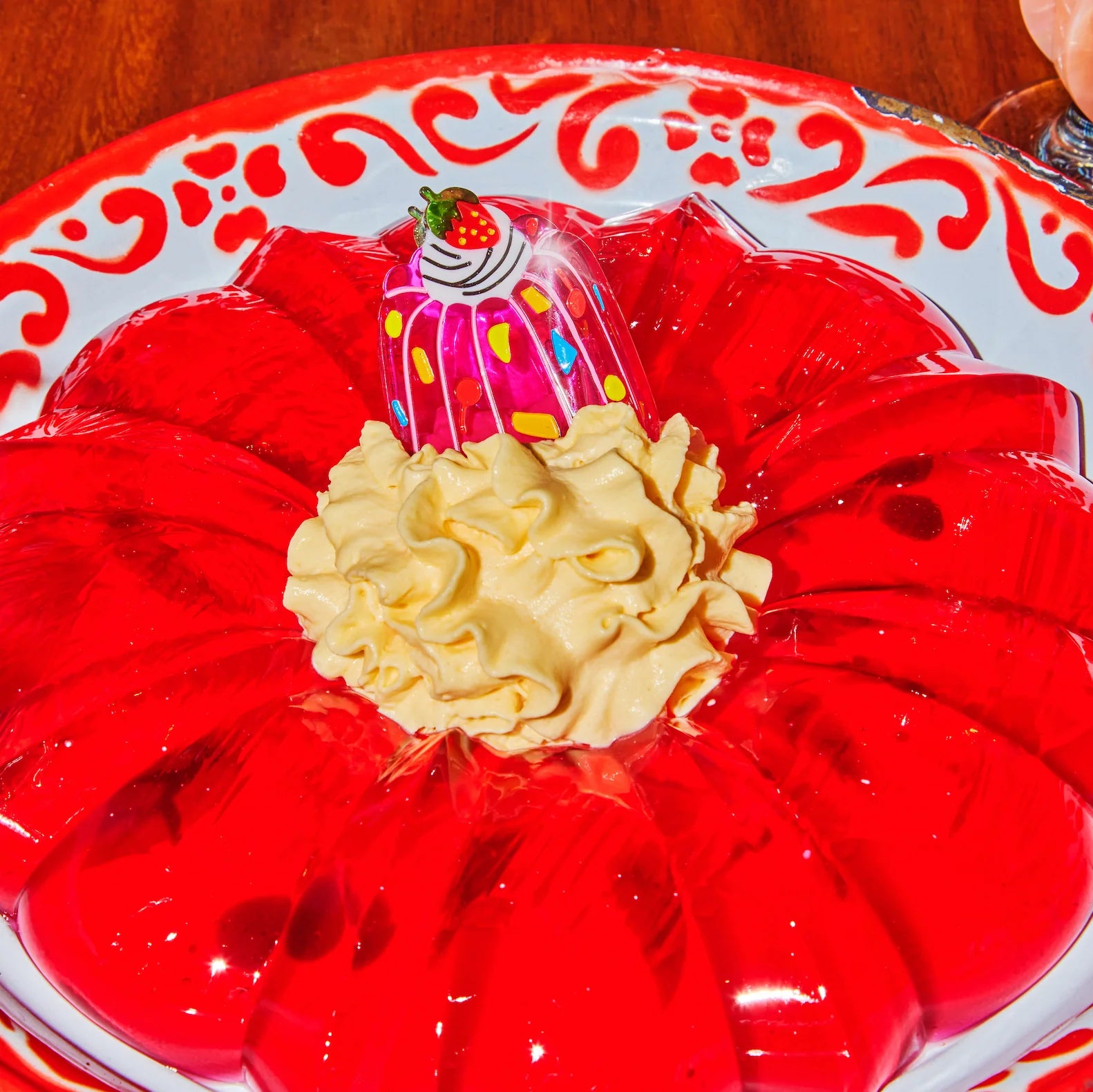 [Jenny Lemons] Midi Jello Hair Claw Clip