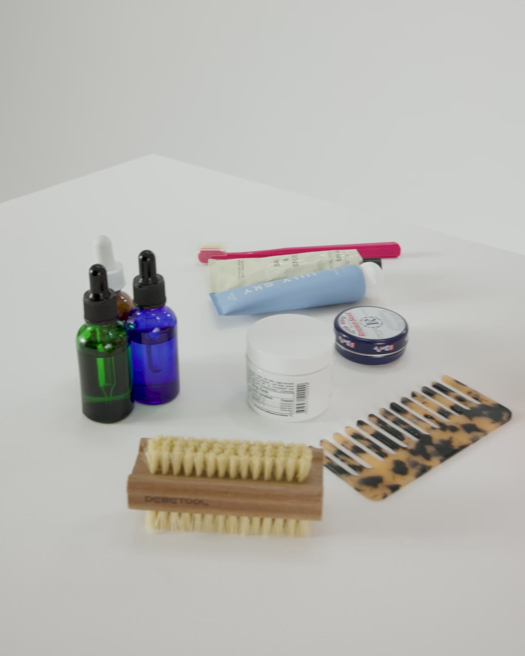 Baggu Painted Wildflower Dopp Kit